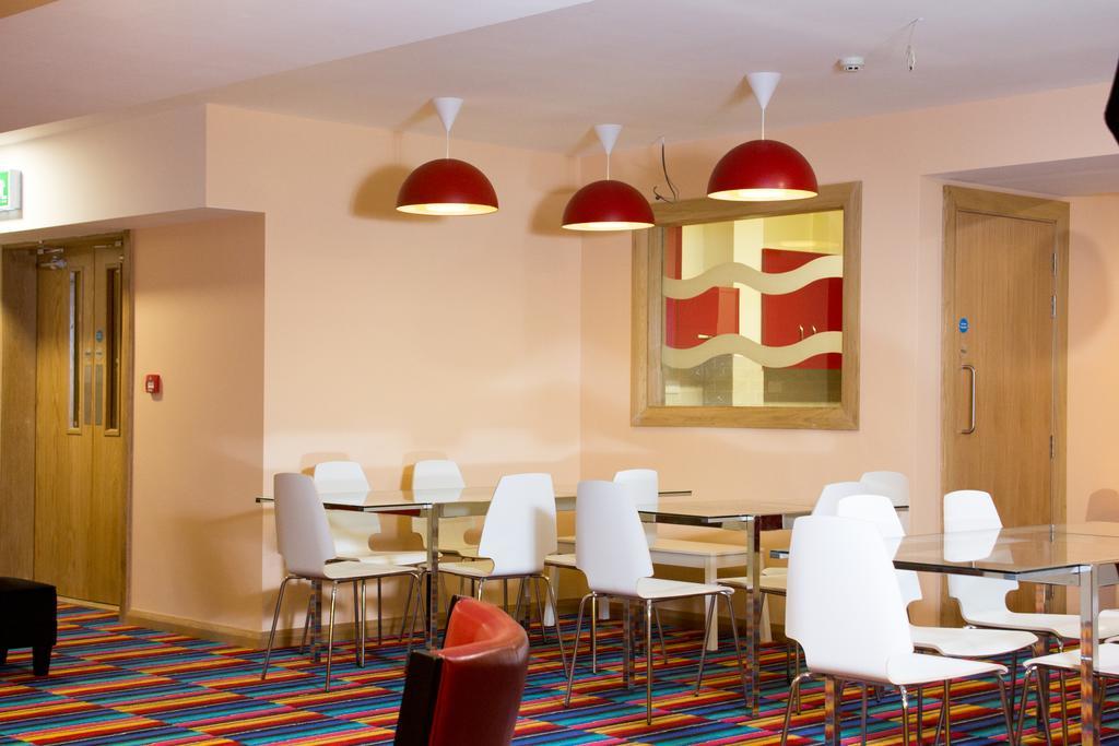 Savoy Centre Ostello Galway